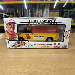 Brookfield Collectors Guild Terry Labonte  Chevy Van 1/25 Kellogg’s Box Wear